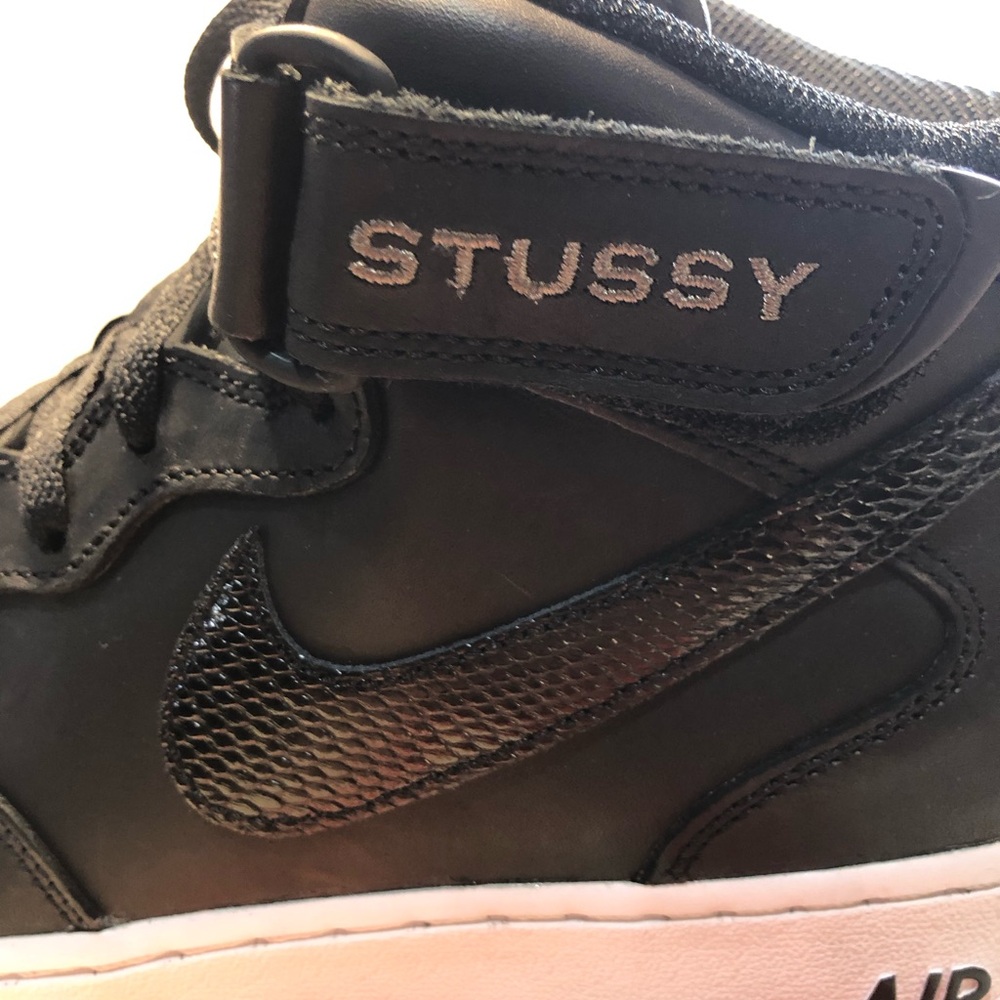Nike x Stussy Air Force 1 Mid Luxe Black Snakeskin Men’s 9.5 Women’s 11 New - Picture 2 of 16
